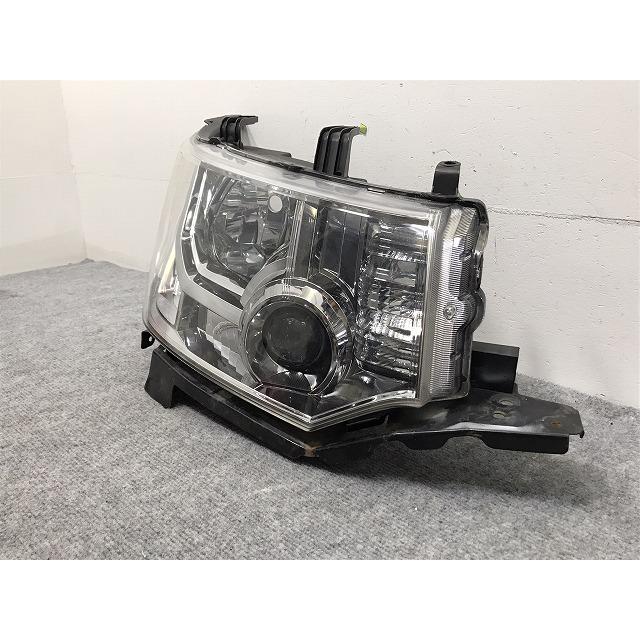 デリカD:5/D5 CV1W/CV2W/CV4W/CV5W 純正 前期 右 ヘッドライト AFS無