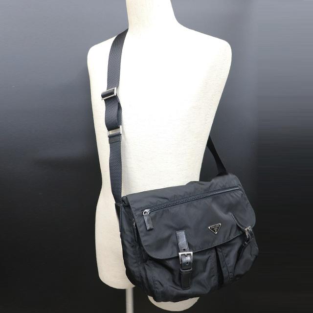 PRADA（プラダ） ショルダーバッグ ナイロン レザー 黒 シルバー金具
