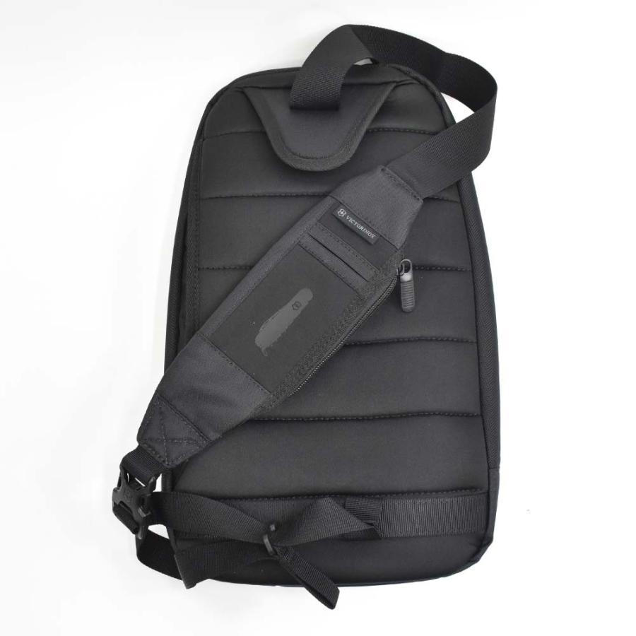VICTORINOX（ビクトリノックス） ボディバッグ VICTORINOX B5