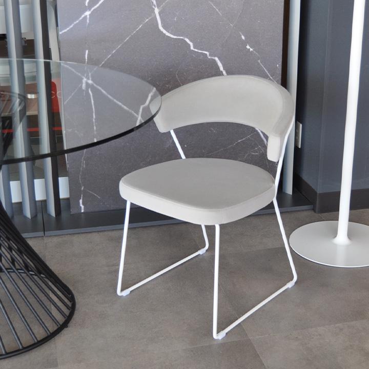 calligaris（カリガリス） 正規品1年保証 ダイニングチェア オシャレ