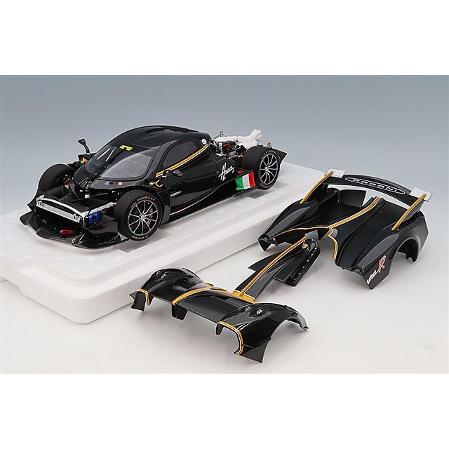 LCDモデル 1/18 パガーニ ウアイラ R ブラックカーボン : キッド