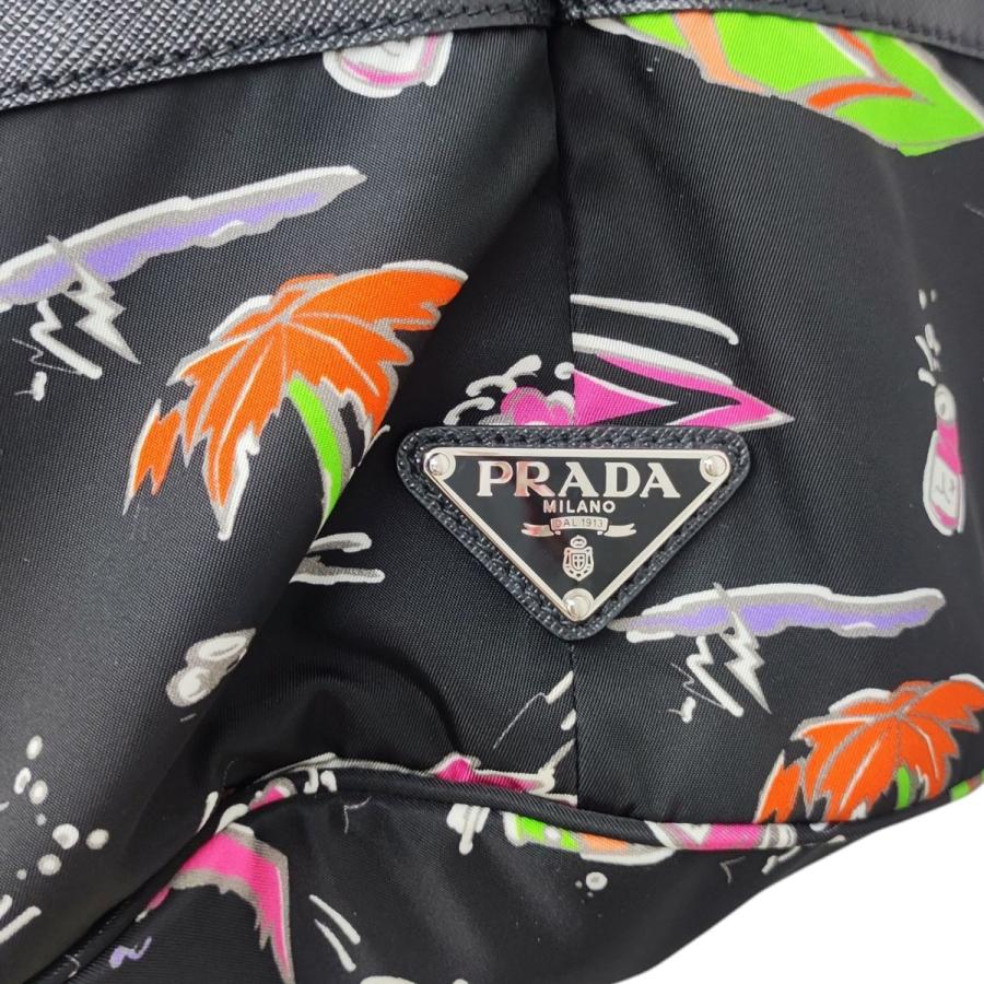 PRADA（プラダ） 巾着サフィアーノ切替サーフィン柄ショルダーバッグ