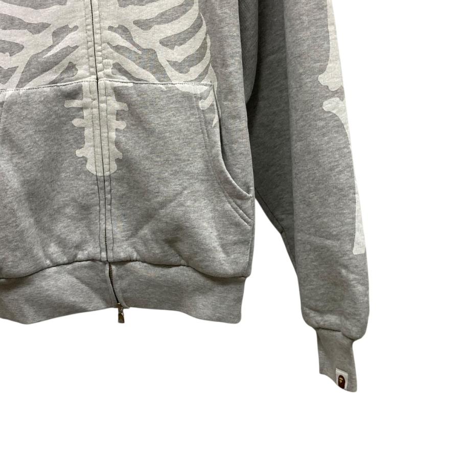 A BATHING APE（アベイシングエイプ） ボーンシャークパーカー