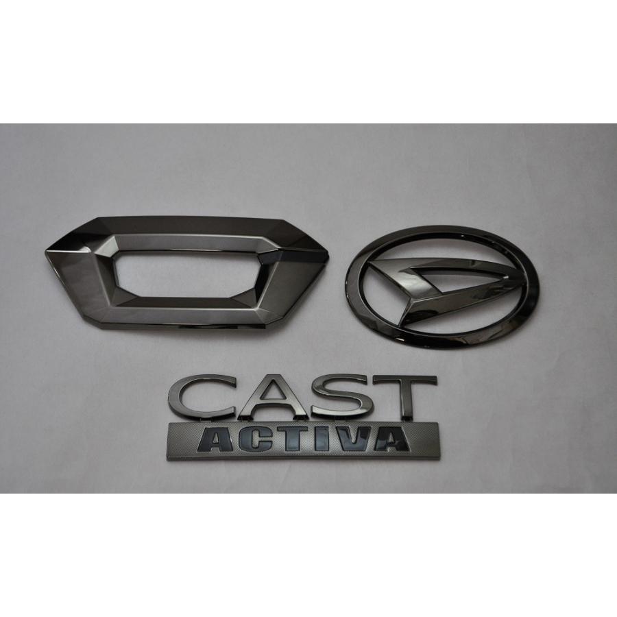 カラー エンブレム 送料無料 LA250S/260S キャスト ブラック