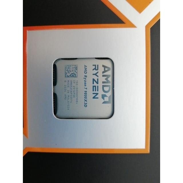 未使用】AMD Ryzen 7 9800X3D (4.7GHz/TC:5.2GHz) BOX AM5/8C/16T/L3