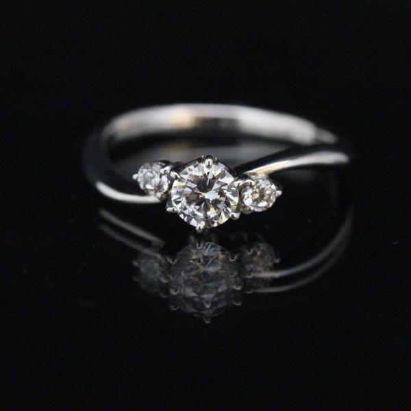 婚約指輪 PT900 プラチナ ダイヤモンド 0.3ct VVS1 サイドストーン