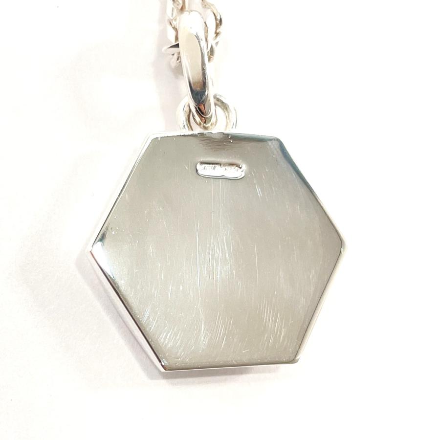GUCCI（グッチ） ネックレス ヘキサゴン プレート ペンダント シルバー