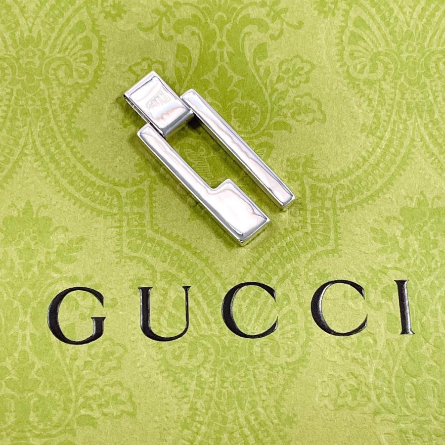 GUCCI（グッチ） ペンダントトップ Gロゴ プレート シルバー925