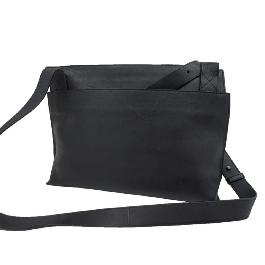 LOEWE（ロエベ） ロエベ「未使用品」316.12TP37 Tメッセンジャーバッグ