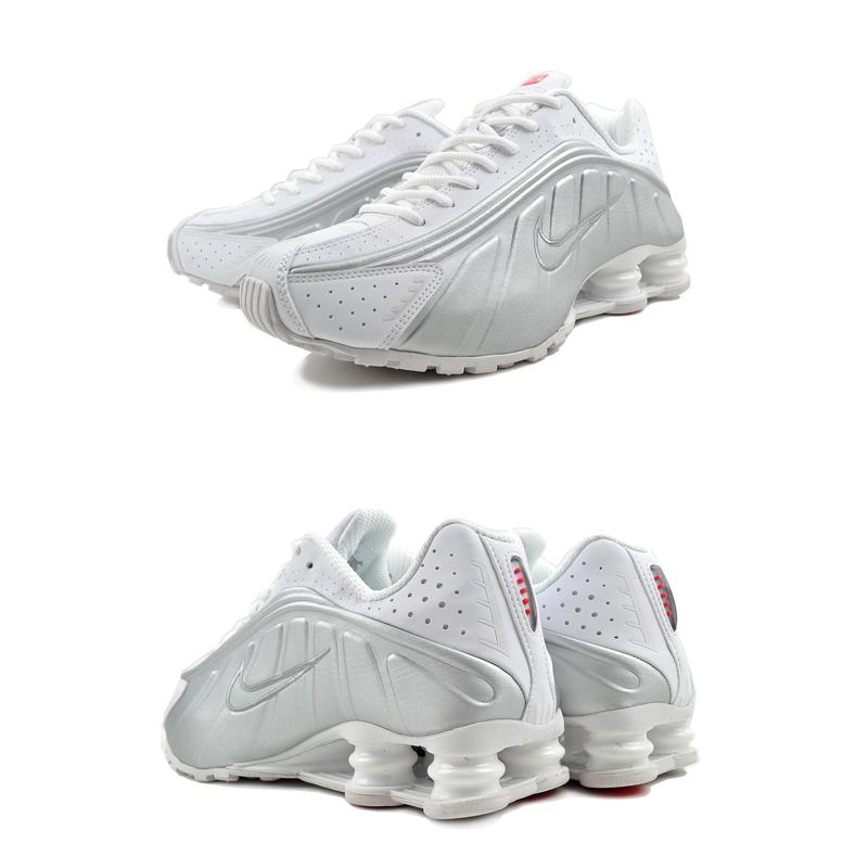 NIKE（ナイキ） ショックス R4 NIKE SHOX R4 white/wht-metallic