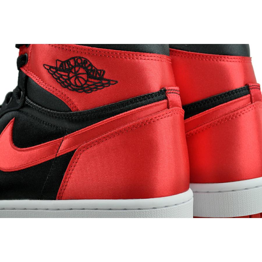 NIKE（ナイキ） ウィメンズ エアジョーダン 1 レトロ ハイ OG NIKE
