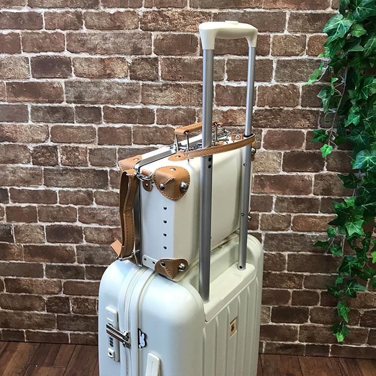 Miffy（ミッフィー） トランク 4L 旅行バッグ ミニサイズ ハピタス
