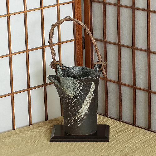 信楽焼 花器 ツル付 刷毛目 土瓶型 在庫数限り 陶器 花瓶 生け花 和風