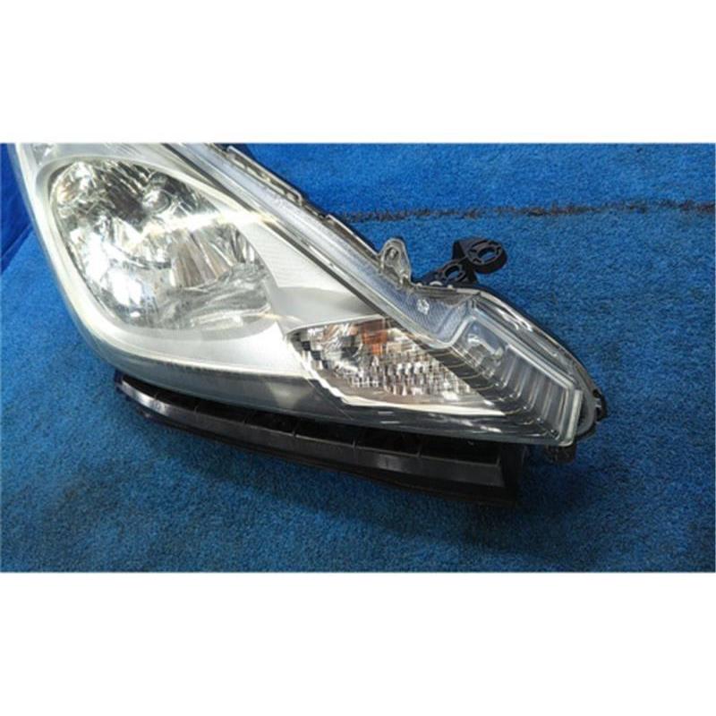 ホンダ 純正 フィット 《 GE6 》 右ヘッドライト 33101-TF0-N51 P80800