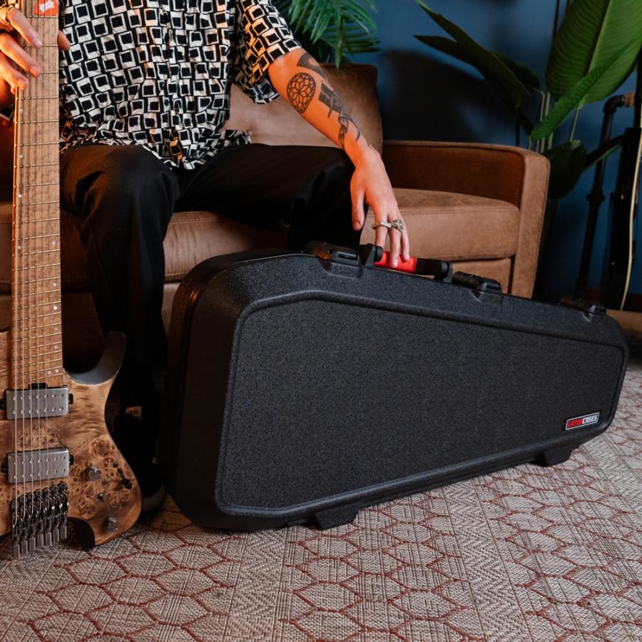 ひ*7様 Ibanez、EMG搭載モデル、美品ギターケース付き Ibanez、EMG搭載