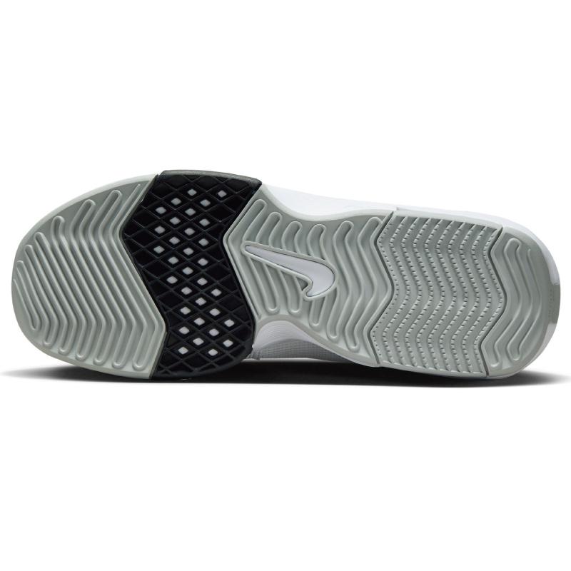 NIKE（ナイキ） （51%OFF）NIKE/ナイキ レブロン ウィットネス 8 EP