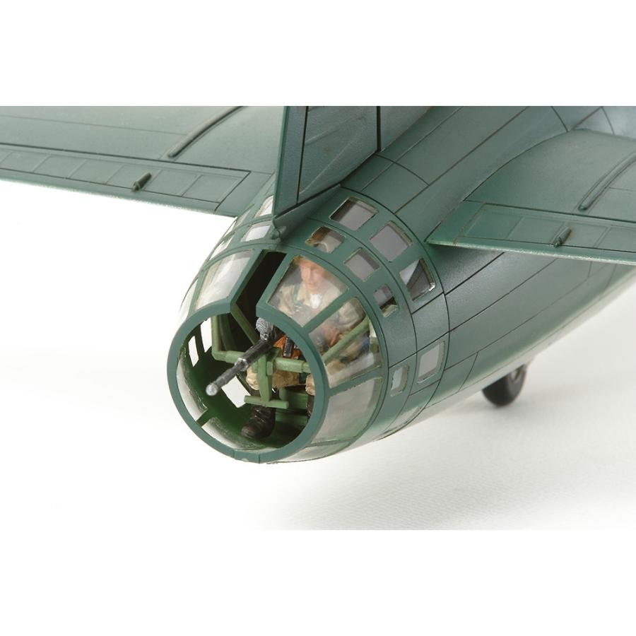タミヤ 1/48 一式陸上攻撃機11型 山本長官搭乗機(人形17体付き