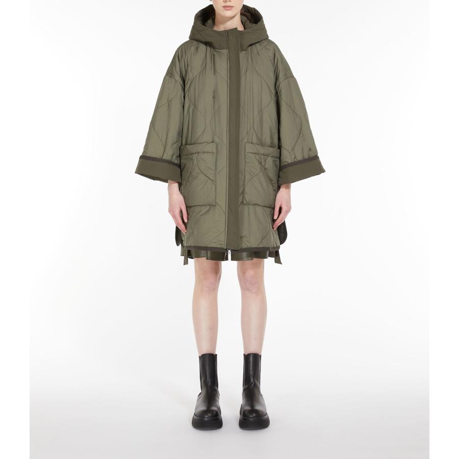 MAXMARA WEEKEND LINE（マックスマーラウィークエンドライン