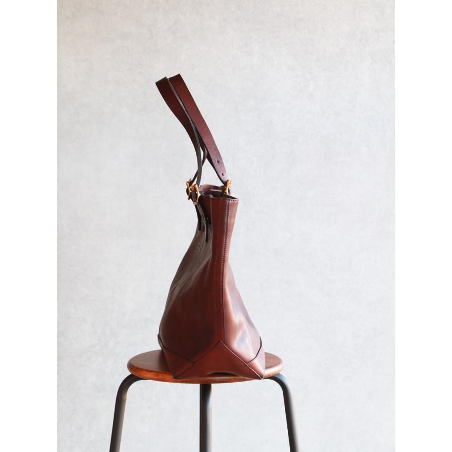 vasco（ヴァスコ） レザートラベルトートバッグ ラージ LEATHER TRAVEL