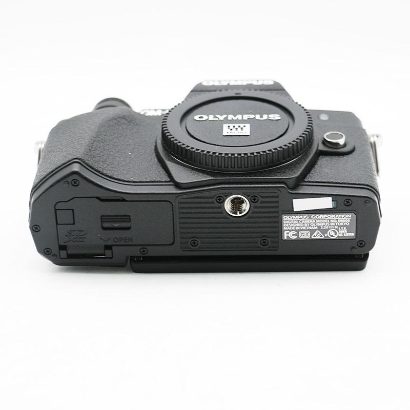 オリンパス（OLYMPUS） 美品 OM-D E-M10 markIII ダブルズームキット