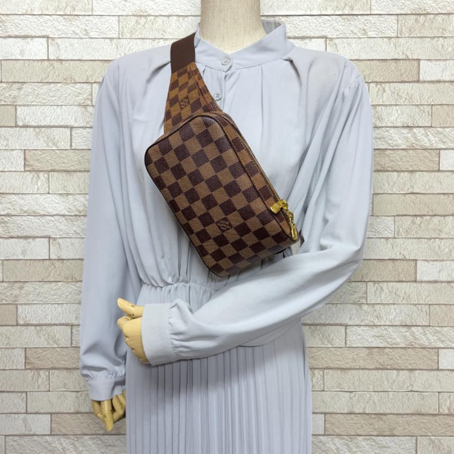 LOUIS VUITTON（ルイ・ヴィトン） ジェロニモス ダミエ ボディバッグ