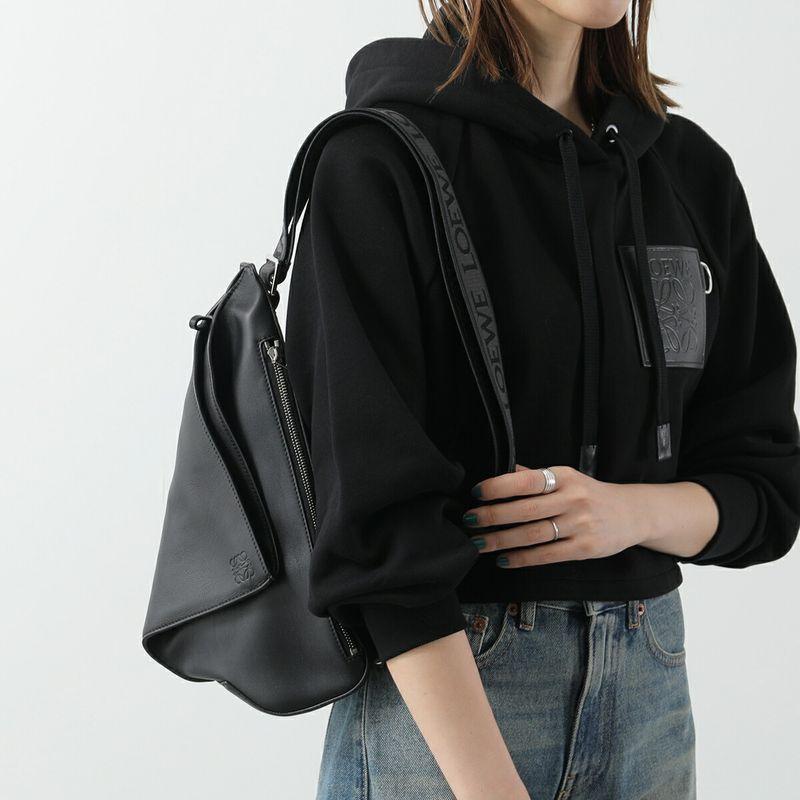 LOEWE（ロエベ） ボディバッグ アントン スリング B511A09X10