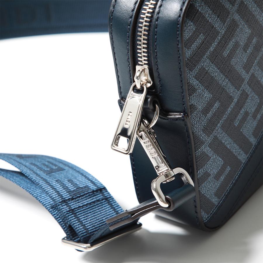 FENDI（フェンディ） ショルダーバッグ CAMERA CASE ダイアゴナル