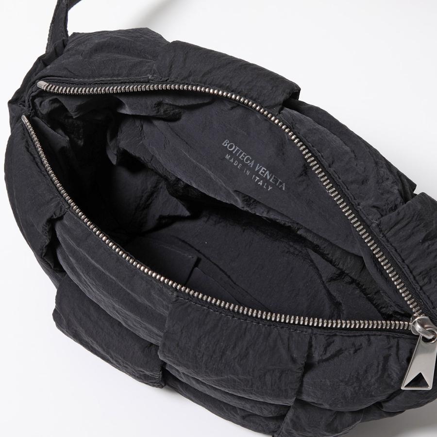 BOTTEGA VENETA（ボッテガ・ヴェネタ） ボディバッグ CASSETTE