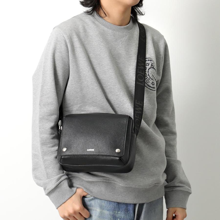 LOEWE（ロエベ） ショルダーバッグ PEBBLE MESSENGER ペブル