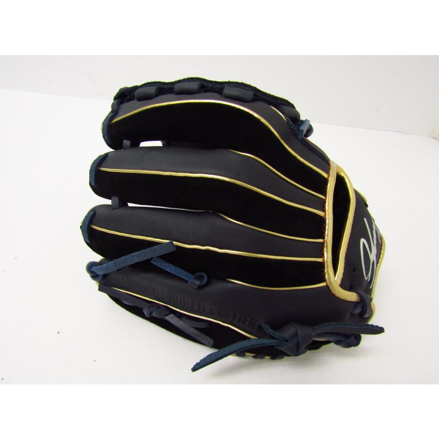 UNDER ARMOUR（アンダーアーマー） 未使用品 山崎康晃モデル 野球