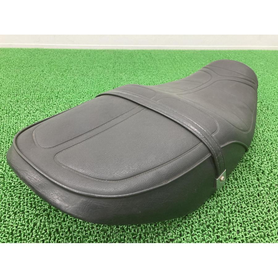 カワサキ（Kawasaki） ゼファー1100 シート 1667 純正 中古 バイク