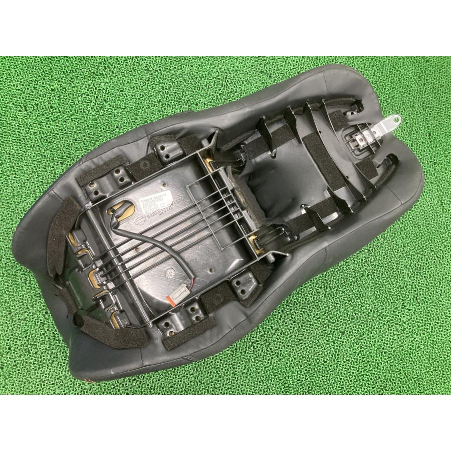 Harley Davidson（ハーレー・ダビッドソン） FLTRXSE1800 シート