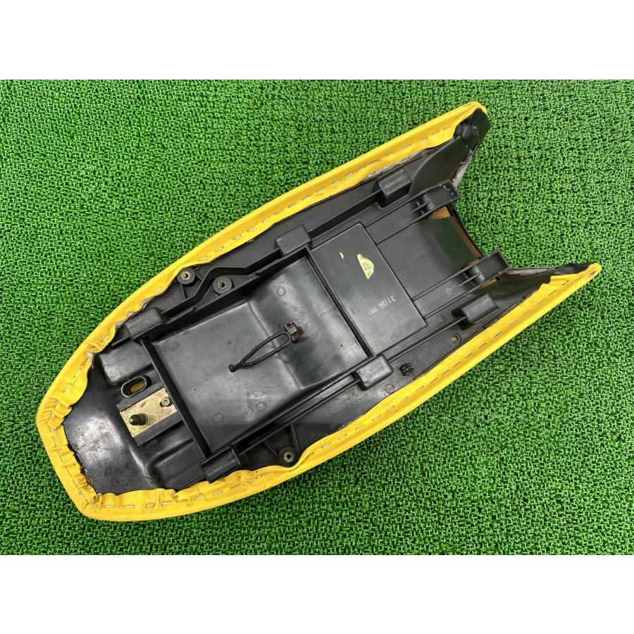 DUCATI（ドゥカティ） モンスター900 シート 595.1.026.1A 純正 中古