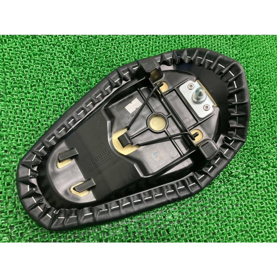 カワサキ（Kawasaki） ZX-25R タンデムシート 53066-0671 純正 中古