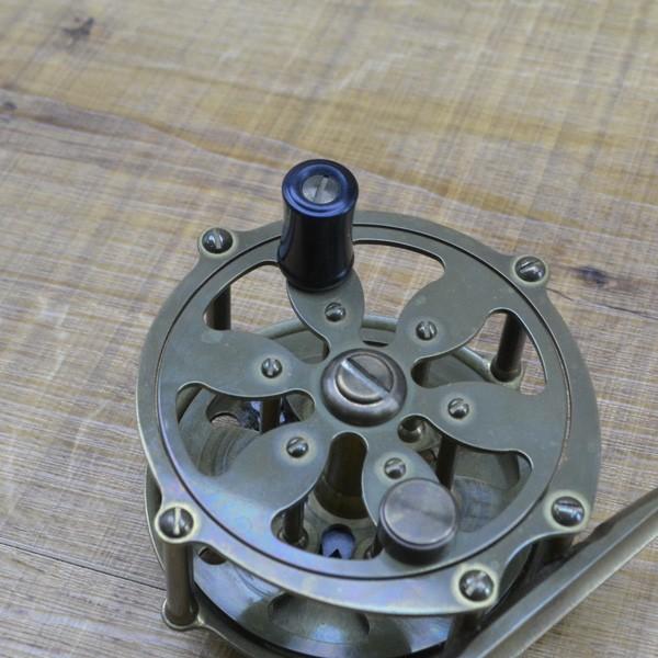 キネヤ カボス KINEYA CAVOS/M178M フライリール 美品 : 釣king - 通販