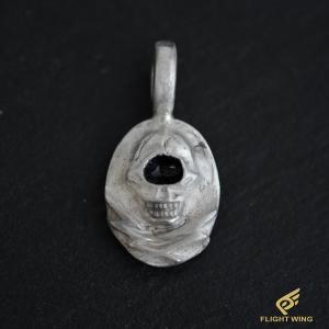 STOP LIGHT（ストップライト） 10スカル ゴシッククロスウォレット