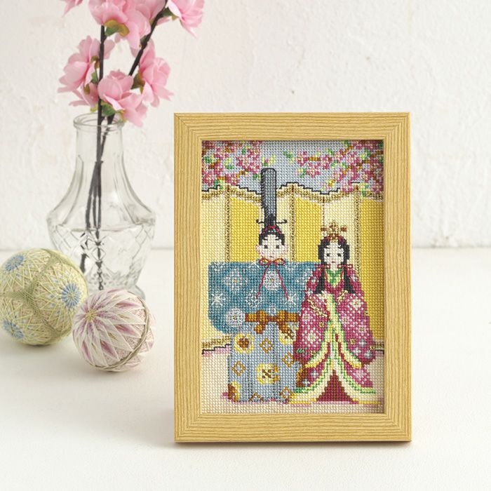 クロスステッチフレーム＜花桃リースのお雛様＞ | リバティ 生地