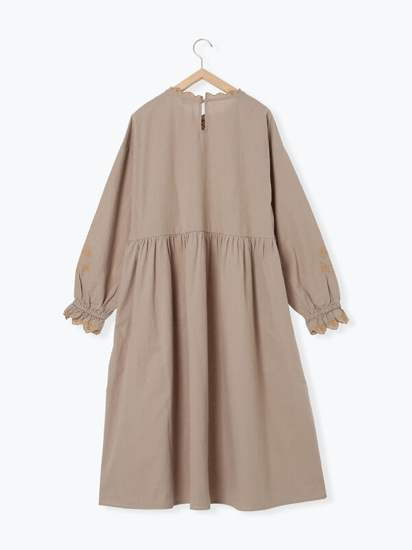 セール】 【S/Mサイズ】配色刺繍ワンピース（グレー/ブラック/レッド