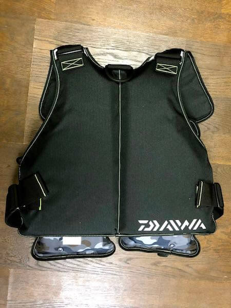 はじめての釣り用ライフジャケットにDaiwa ライトフロートゲームベスト