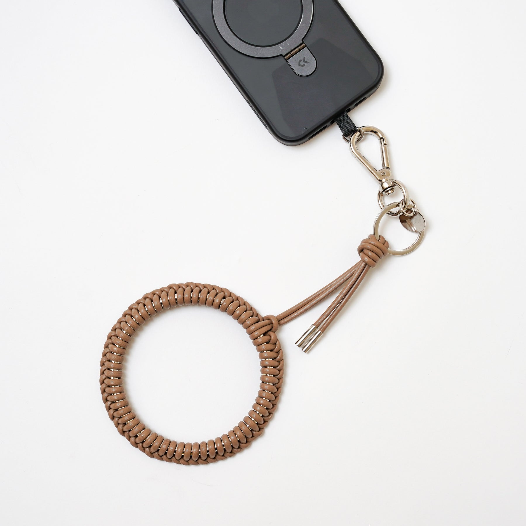 CRISTY KNOT WRIST CIRCLE CHARM / RAPTO JP｜レザーリストストラップ