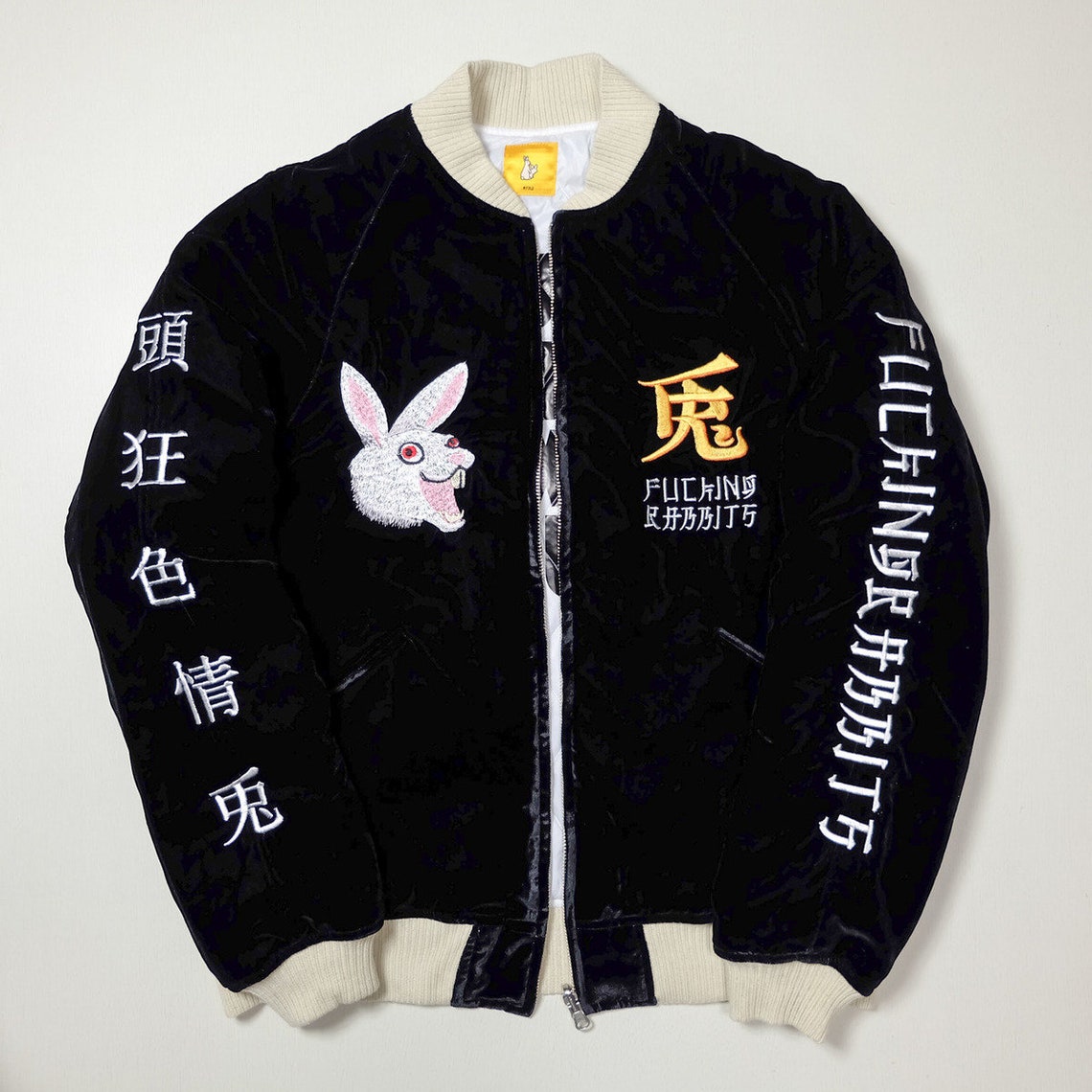 VANQUISH FR2 Sold Out Very Rare Japan Japanese Fucking Rabbits I