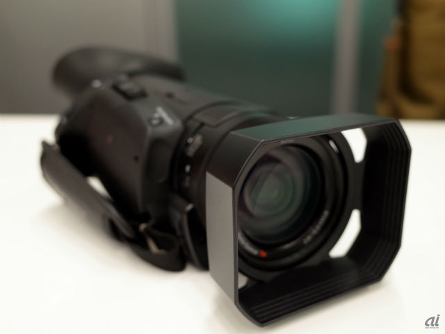 ソニー、4K HDR撮影に対応した高画質「ハンディカム」--使い勝手はプロ