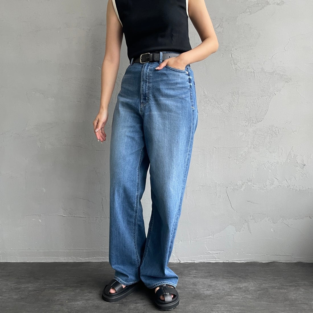 YANUK [ヤヌーク] 別注 JOAN for JEANS FACTORY ルーズストレート