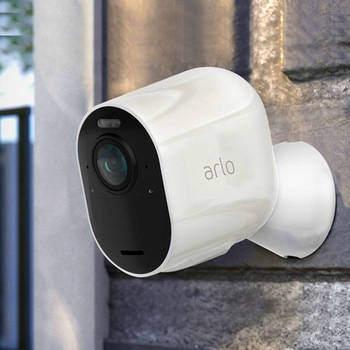 VMS5240-200APS Arlo Ultra 2 屋外対応 4Kネットワークカメラ 2台