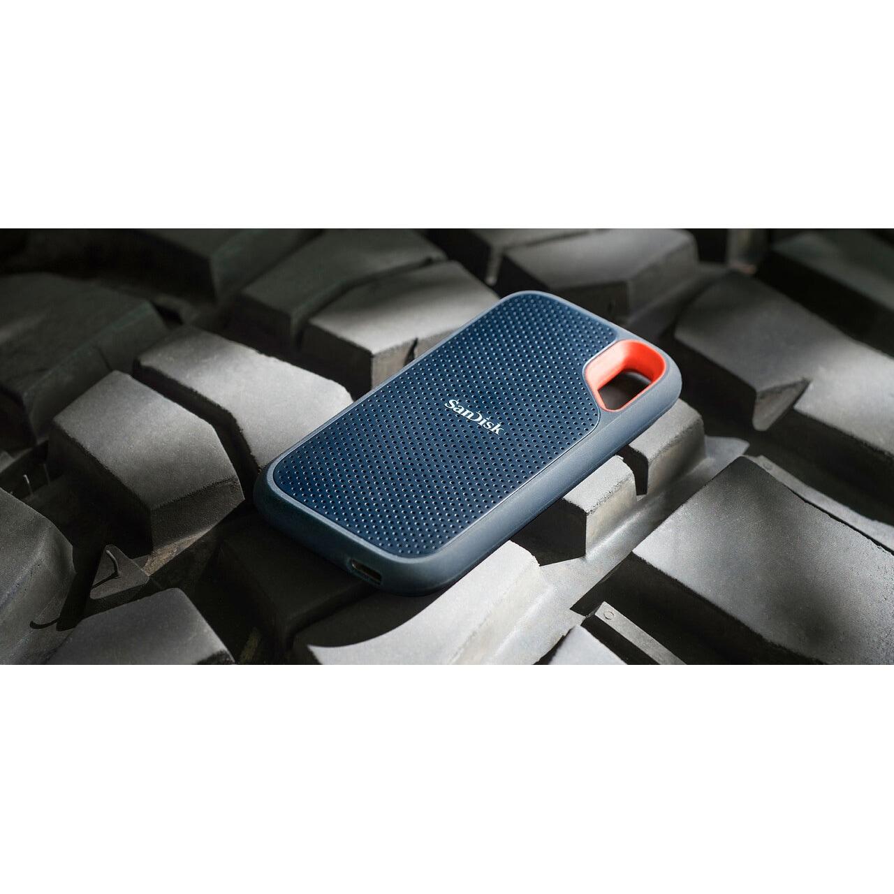 SDSSDE61-2T00-J25 エクストリーム ポータブルSSD V2 SanDisk(サン