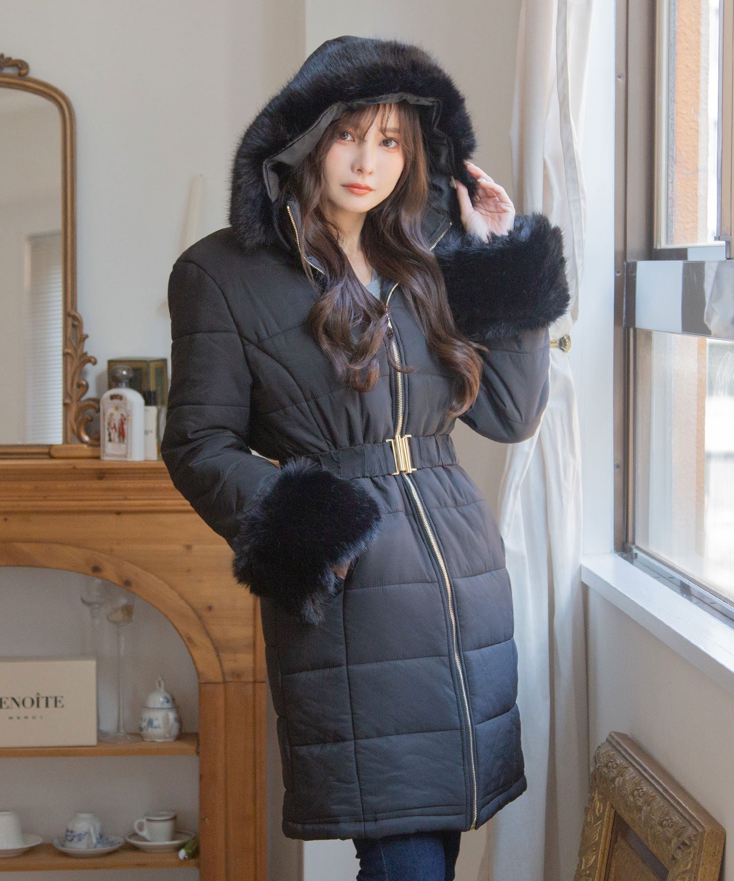 ベルト付き中綿ダウン風ロングコート JB21620 | レディース