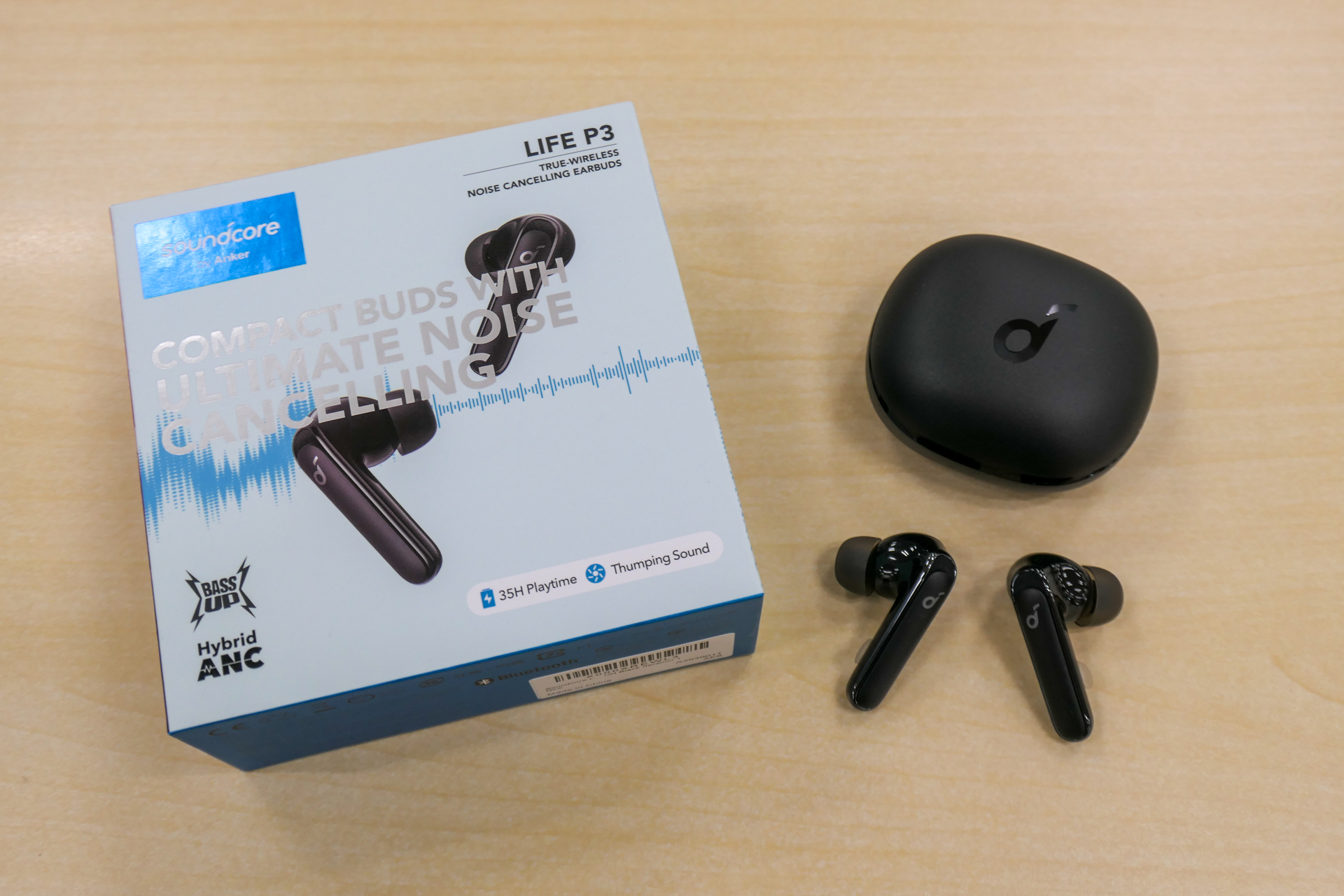 多彩なノイズキャンセリング機能を搭載した、アンカーのワイヤレス