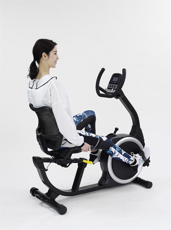 アルインコ、シニア向けに安全性に配慮したバイク運動機器 - 家電 Watch