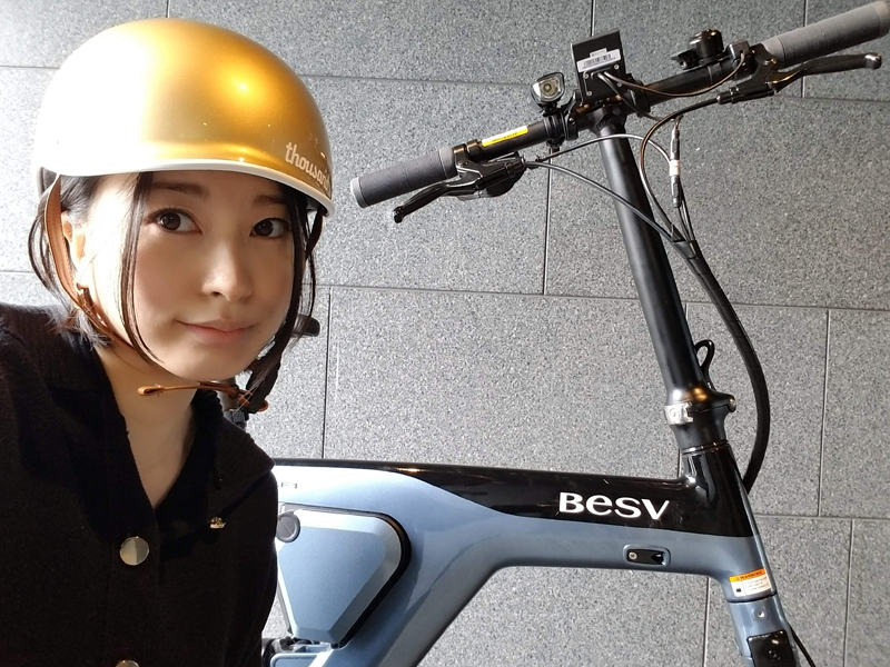 BESVの折りたためるe-bike「PSF1」は自然なアシストなのにスイスイ進ん