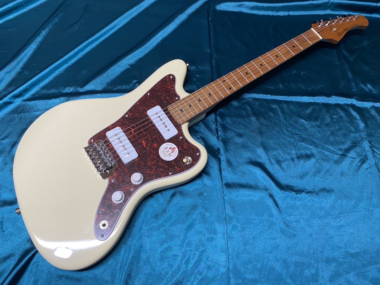 新品】Bacchus / BJM-1-RSM/M OWH - KALEIDO GUITAR ギター・ベース
